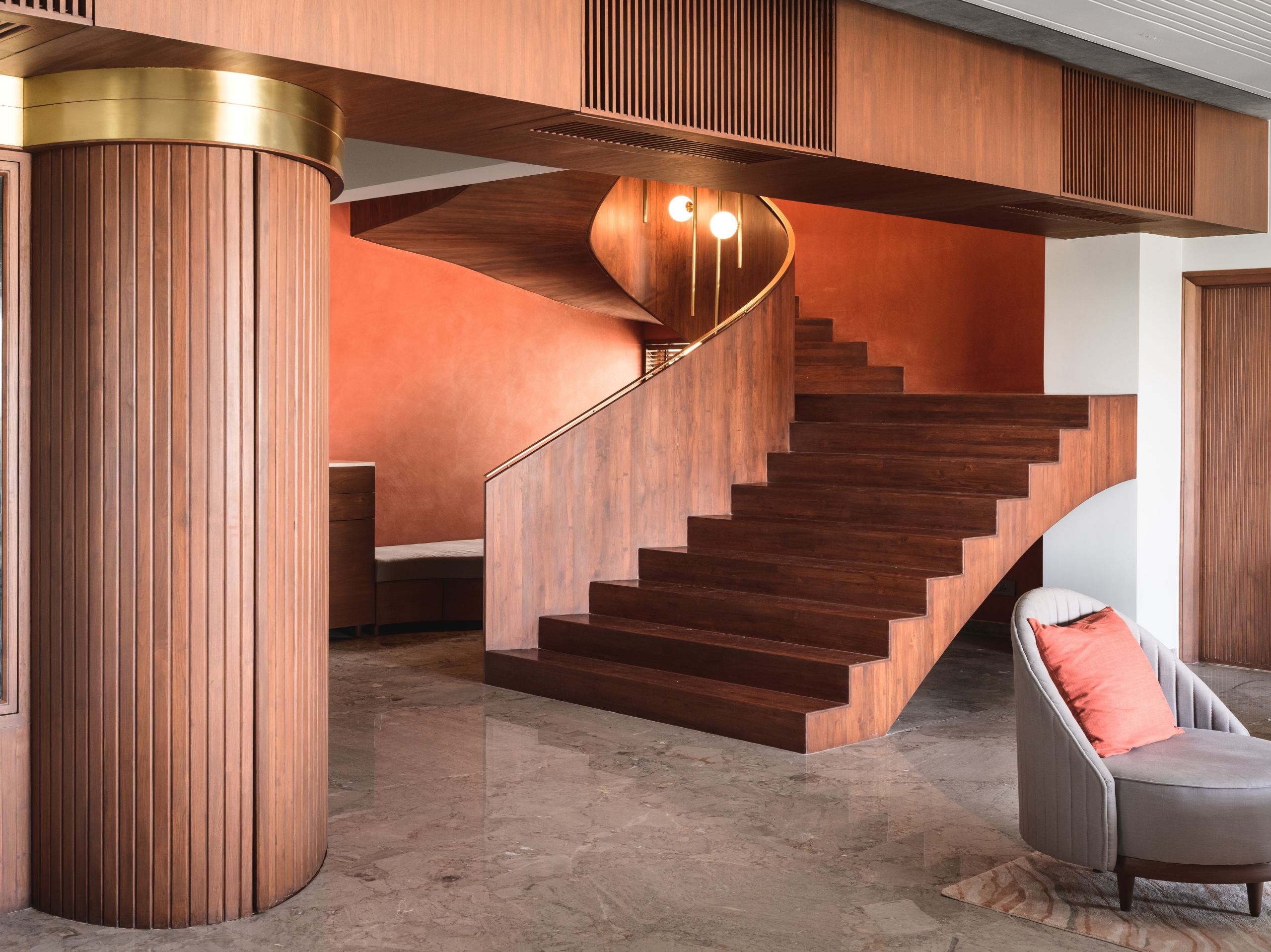 Design ni dukaan Fifth Floor Living Room
