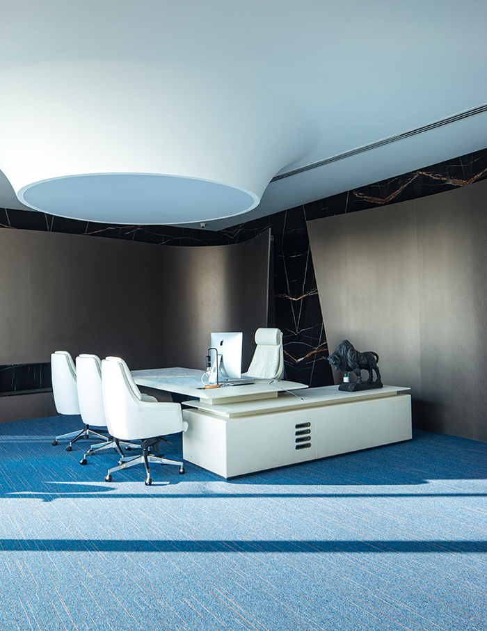 The Aventador Office by 23DC Architects