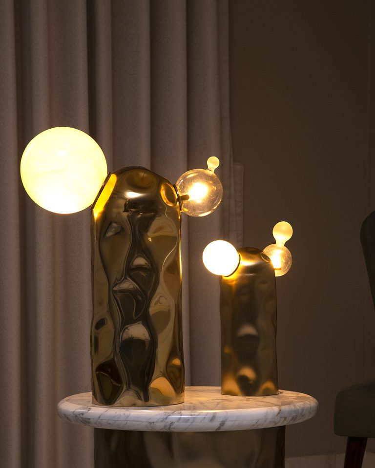 The Molecule Table Lamp